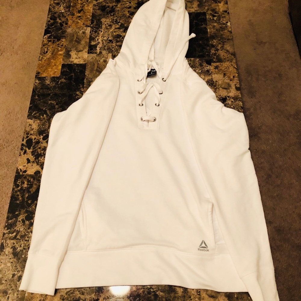 Reebok hoodie with lace collar and pockets